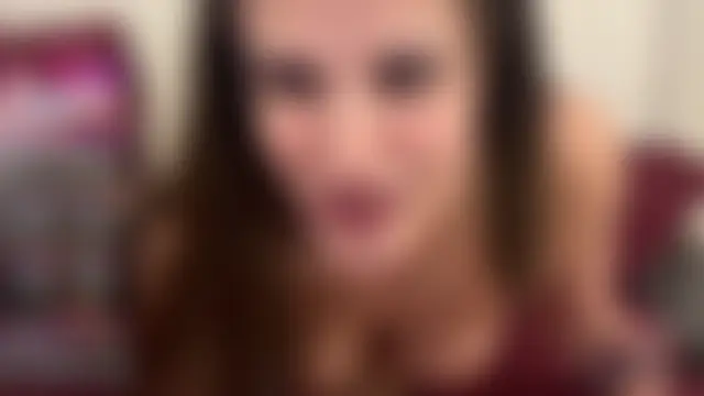 heyitsmadig's Live Sex Cam Show