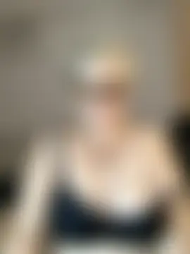 Pumabionda's Live Sex Cam Show