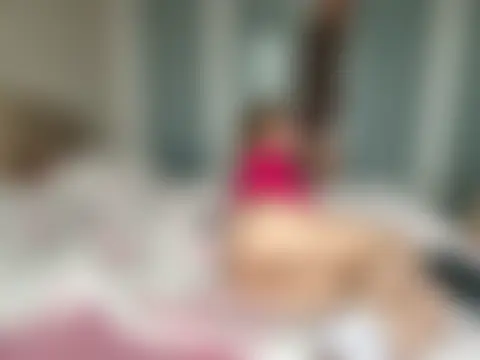 twoflowersshy's Live Sex Cam Show
