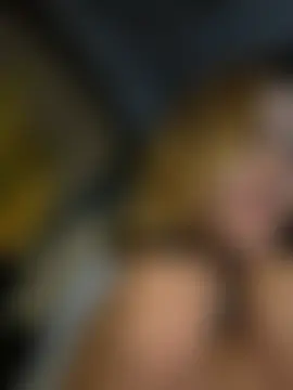 -AngelAri-'s Live Sex Cam Show