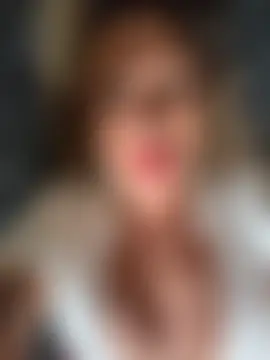 bossyroxy84's Live Sex Cam Show