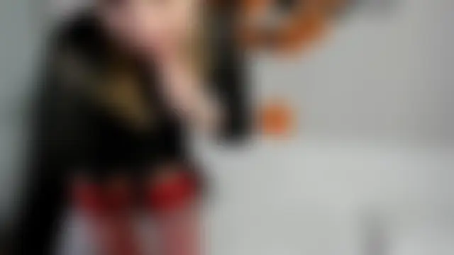 Wet4ryou's Live Sex Cam Show