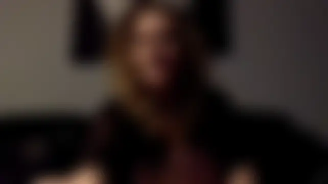 Dinslavnu's Live Sex Cam Show