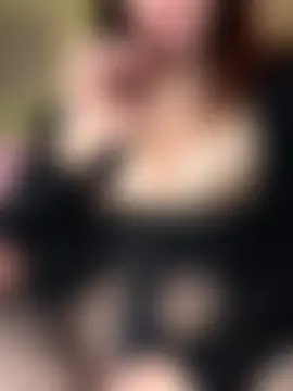 Cherryschiodisegarsi's Live Sex Cam Show