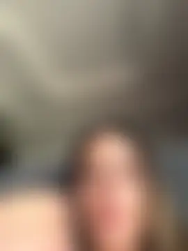 emiss_'s Live Sex Cam Show