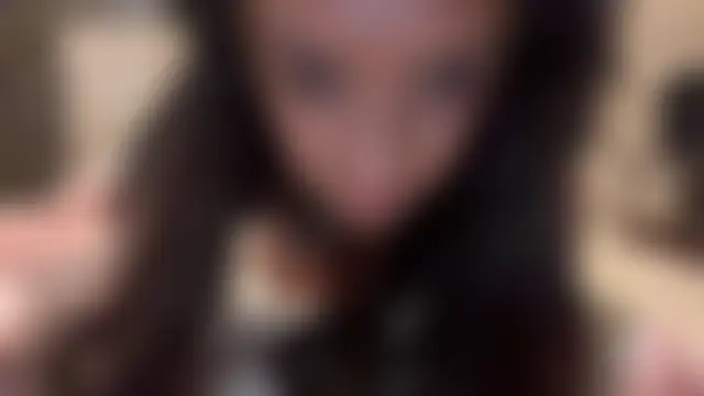 LucyLuxee19's Live Sex Cam Show