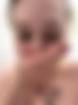 FroggyAnna's Live Sex Cam Show