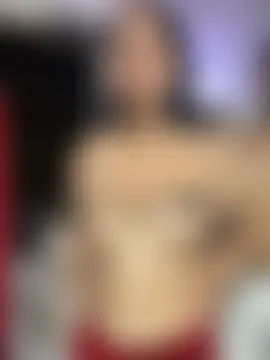 royalgirls_x's Webcam Show