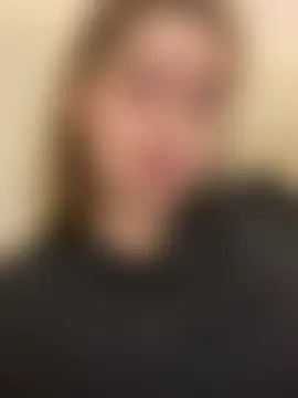 HornyGirlH's Live Sex Cam Show