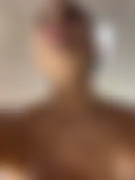 AllaTousNew's Live Sex Cam Show