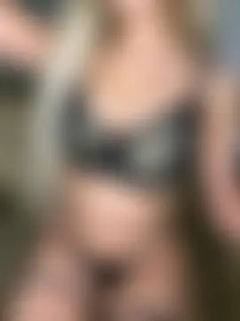 lovesgirl0's Live Sex Cam Show