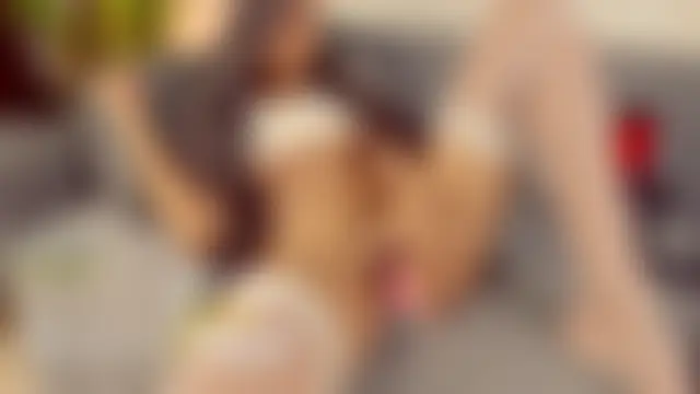 Therainqueen's Live Sex Cam Show