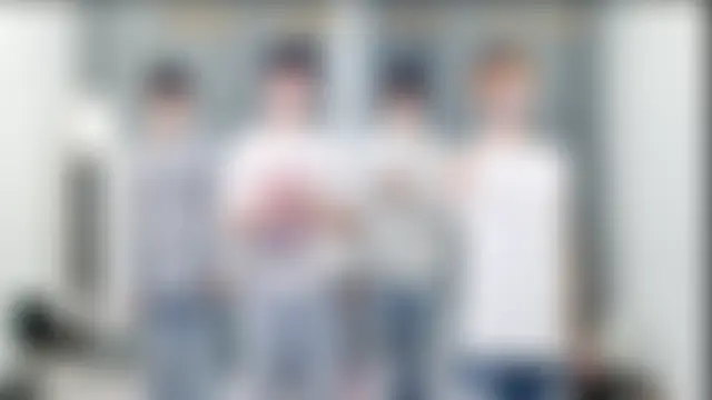 QYBOYS-001's Live Sex Cam Show