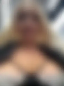 Milkyy_wway's Live Sex Cam Show