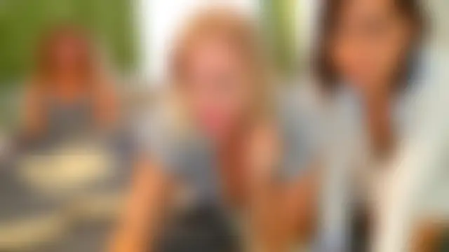 TUNDEROSE1's Live Sex Cam Show