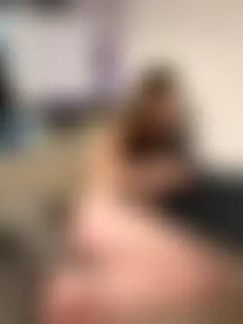 elliepixie's Live Sex Cam Show