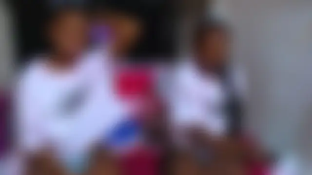 SexyPetitex25's Webcam Show