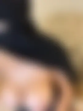 Amberonee31's Webcam Show