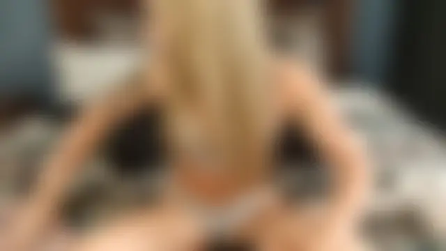 xxyourgirlblair's Webcam Show