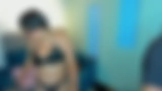 play_sex18's Webcam Show