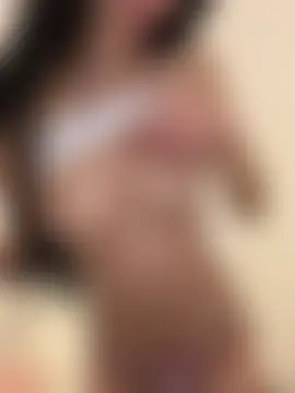 ilariea_girl's Live Sex Cam Show