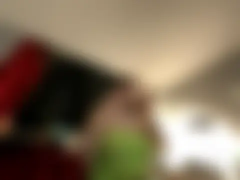 Snowbunnycake_131's Webcam Show