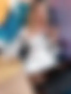 _AliceWine_'s Live Sex Cam Show