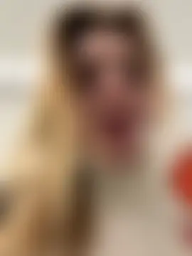 ValenciaShock's Live Sex Cam Show