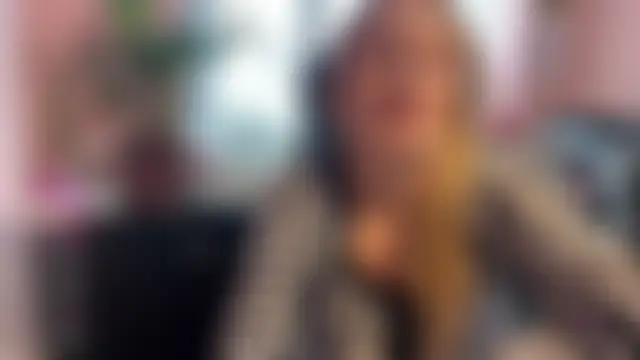 legsLONG's Live Sex Cam Show