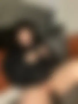 riri_bstvx's Live Sex Cam Show