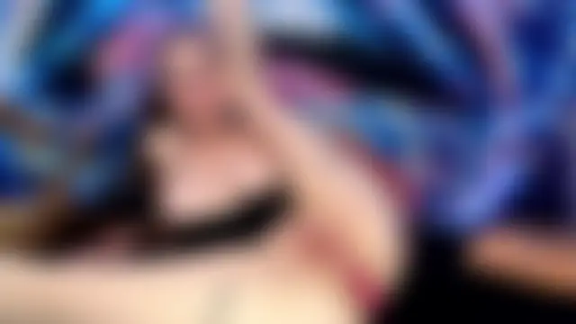 Sweeeets85's Live Sex Cam Show