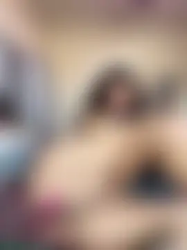 bellafreakyfun's Webcam Show