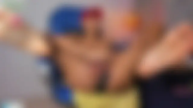 HarolddXL 网络视讯表演