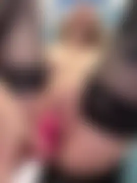 LoraaDoll's Live Sex Cam Show