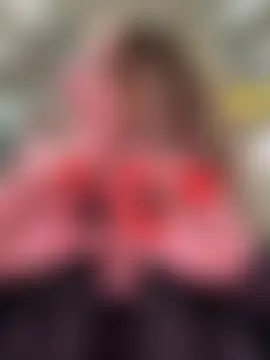 LoraaDoll's Live Sex Cam Show