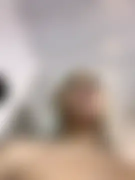 MystiqueXXX's Webcam Show