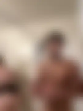 Starryluvvy23's Live Sex Cam Show