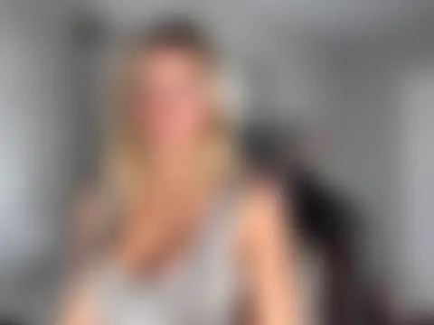 meggsworld's Live Sex Cam Show