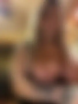 LittleMissEeve's Live Sex Cam Show