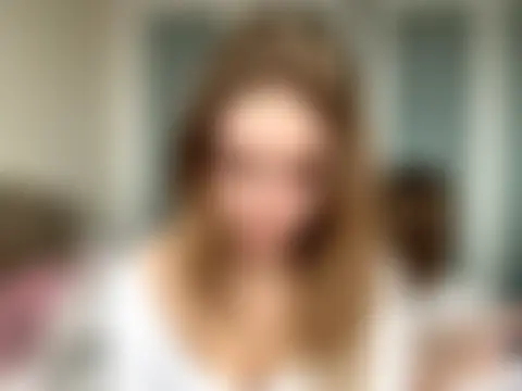 twoflowersshy's Live Sex Cam Show