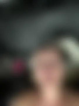 RuslanaXX's Live Sex Cam Show