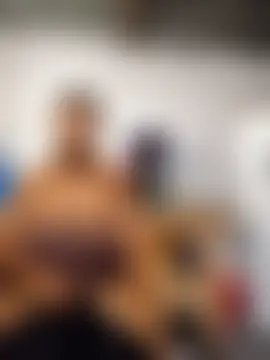 curvyloneah75's Webcam Show