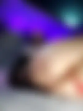 Bondgirl_013: διαδικτυακό σόου στην κάμερα