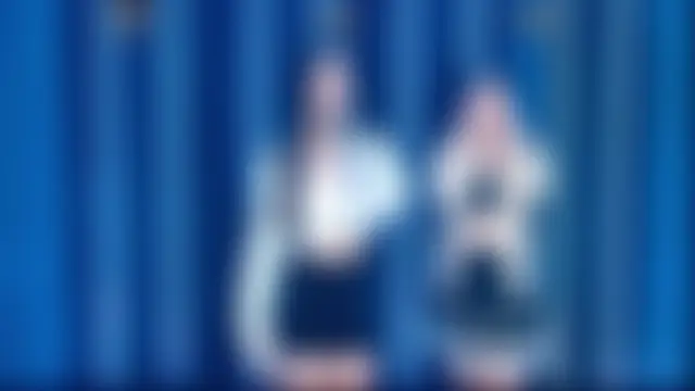 queen-001's Live Sex Cam Show