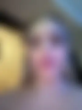 HugeBoobsAlice's Webcam Show