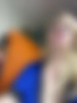 Sweet-blonde's Live Sex Cam Show