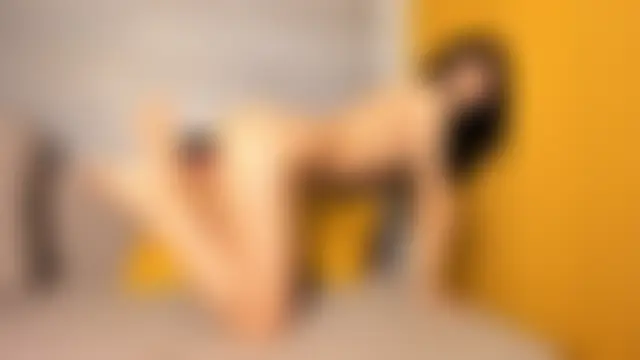 IreneHabibi's Live Sex Cam Show