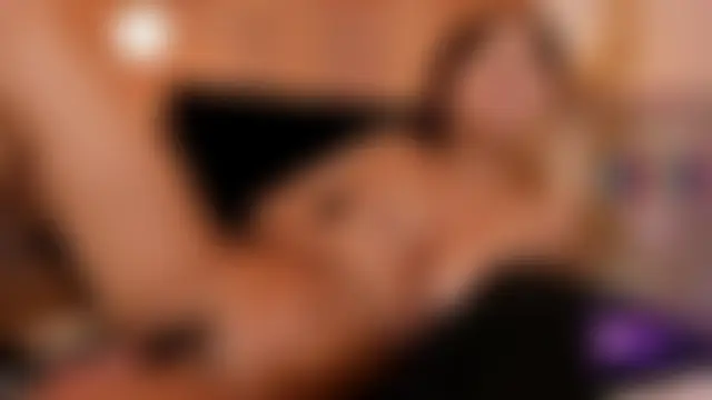 Emily_brown04's Webcam Show