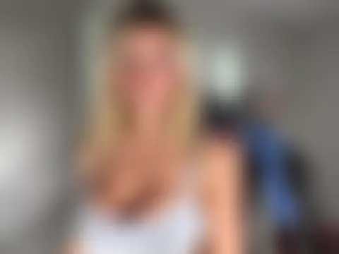 meggsworld's Live Sex Cam Show