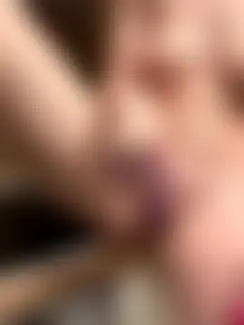 Bikergirl_97 网络视讯表演